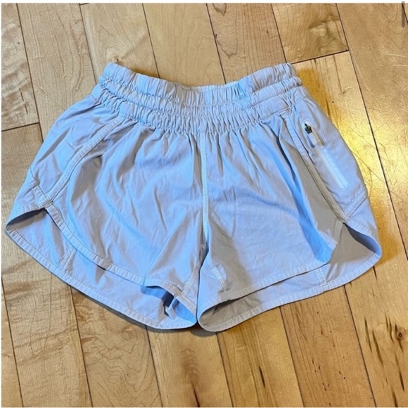 lululemon athletica Pants - Lululemon Tracker Short V *4" in White size four (4)